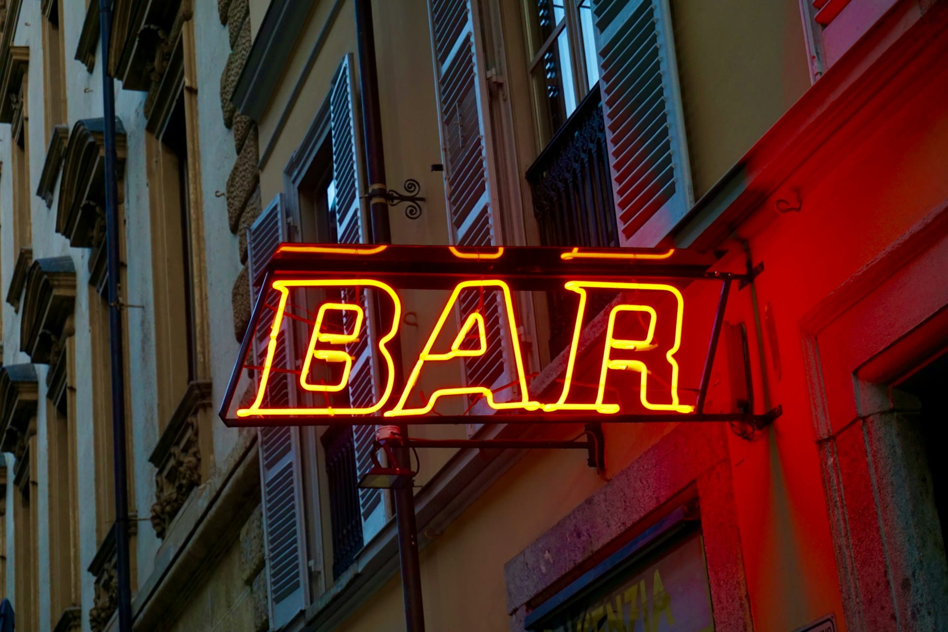 【同志酒吧的慢舞】Slow Dance in a Gay Bar • Benjamin Booker